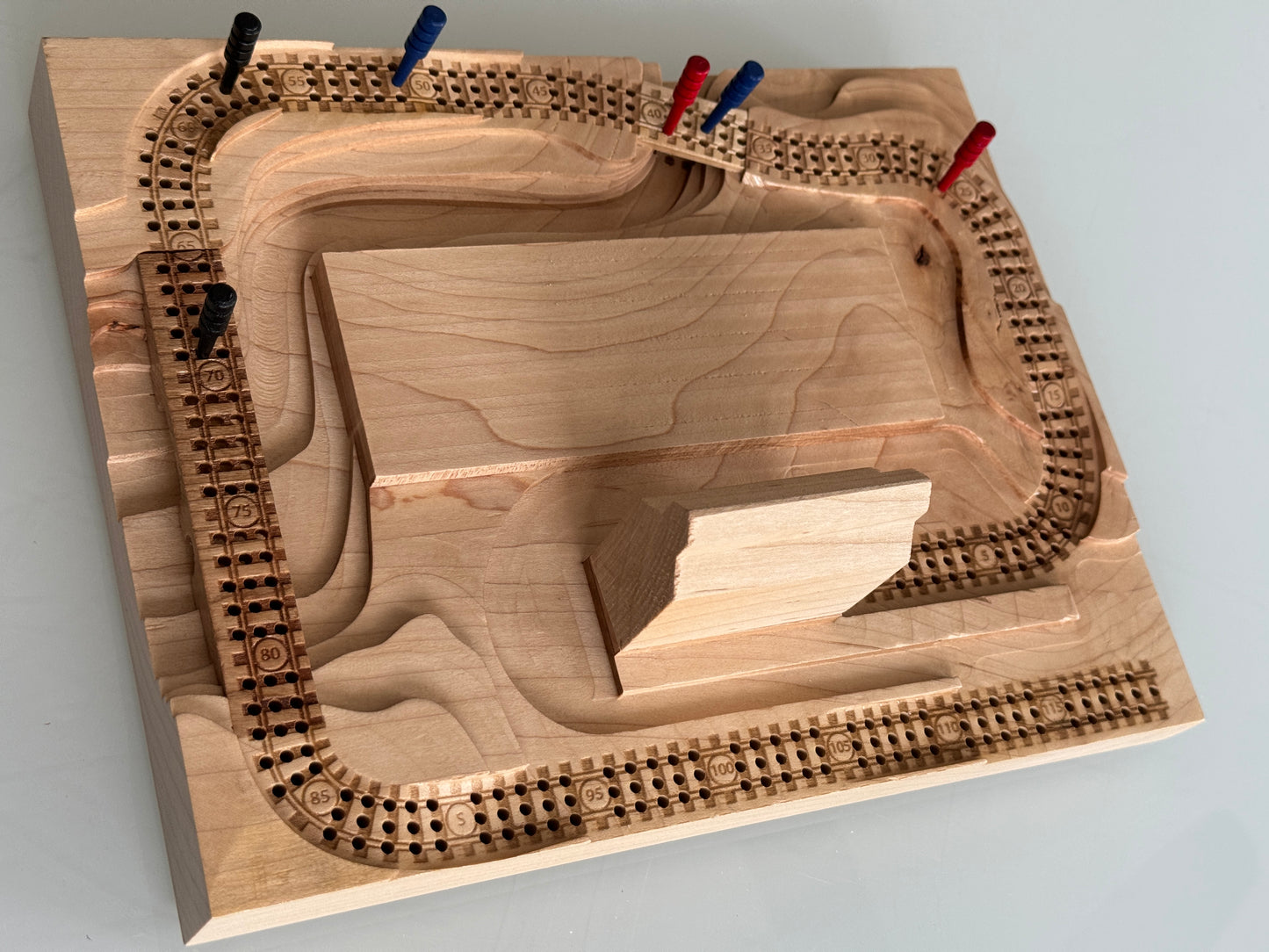 Maple 'Plaque' Cribscape
