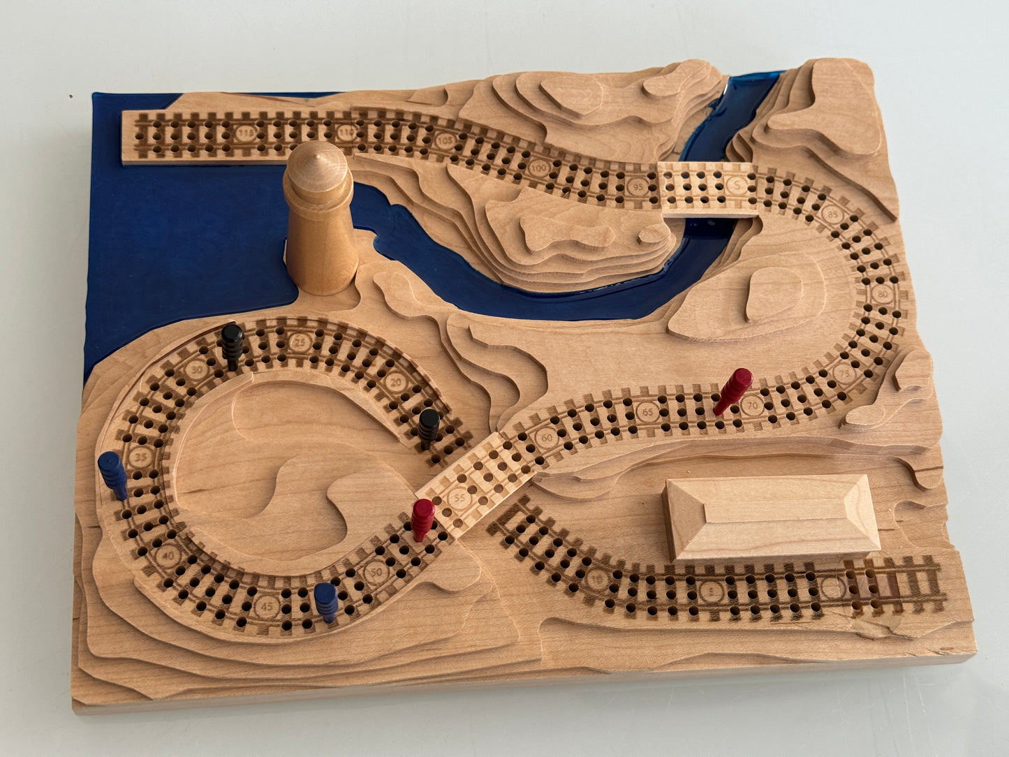 Maple 'From the Mountains to the Coast' Railroad Cribscape