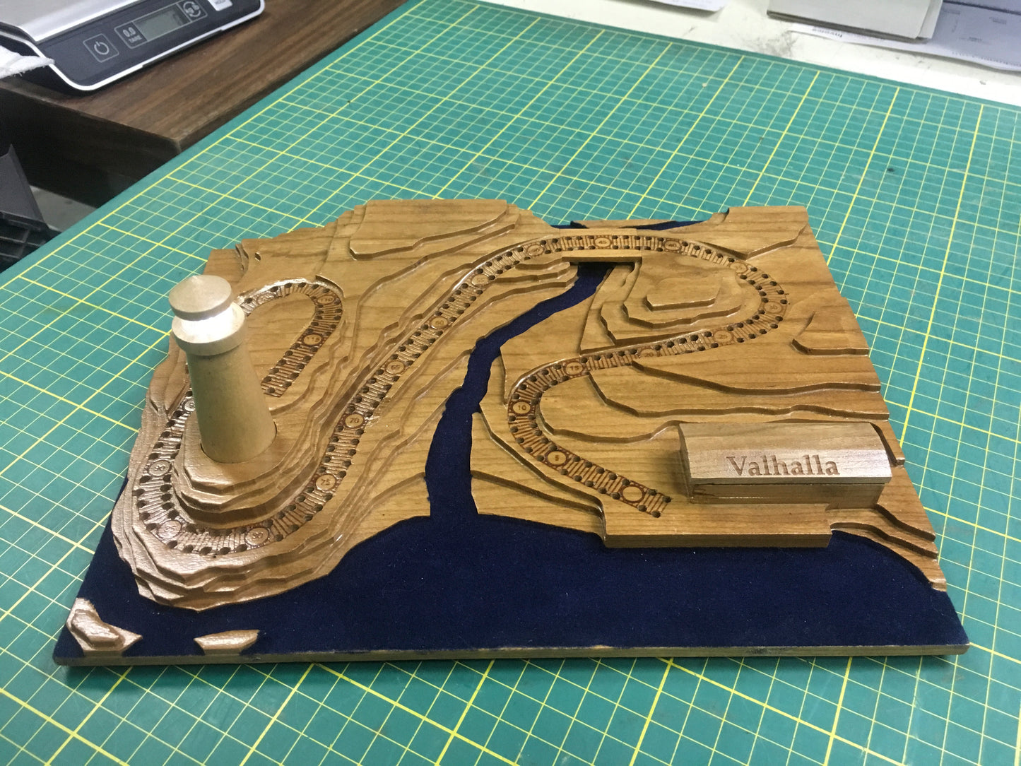 Roof Text Engraving Golf (or other boards)