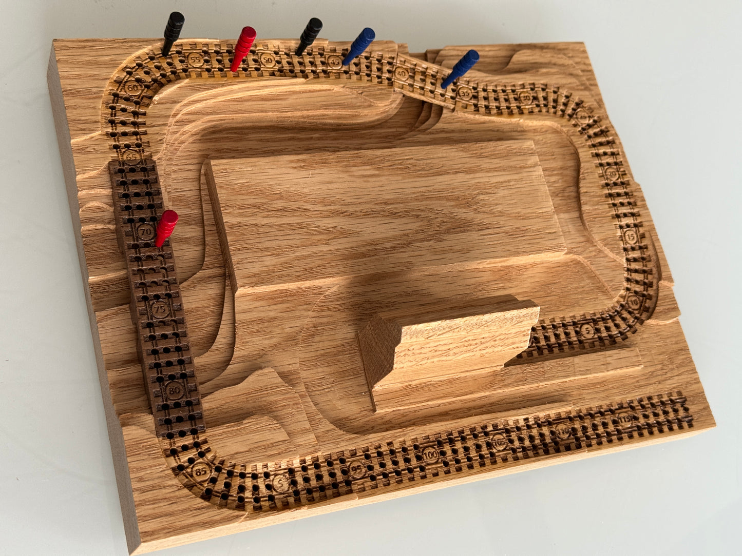 Oak 'Plaque' Cribscape