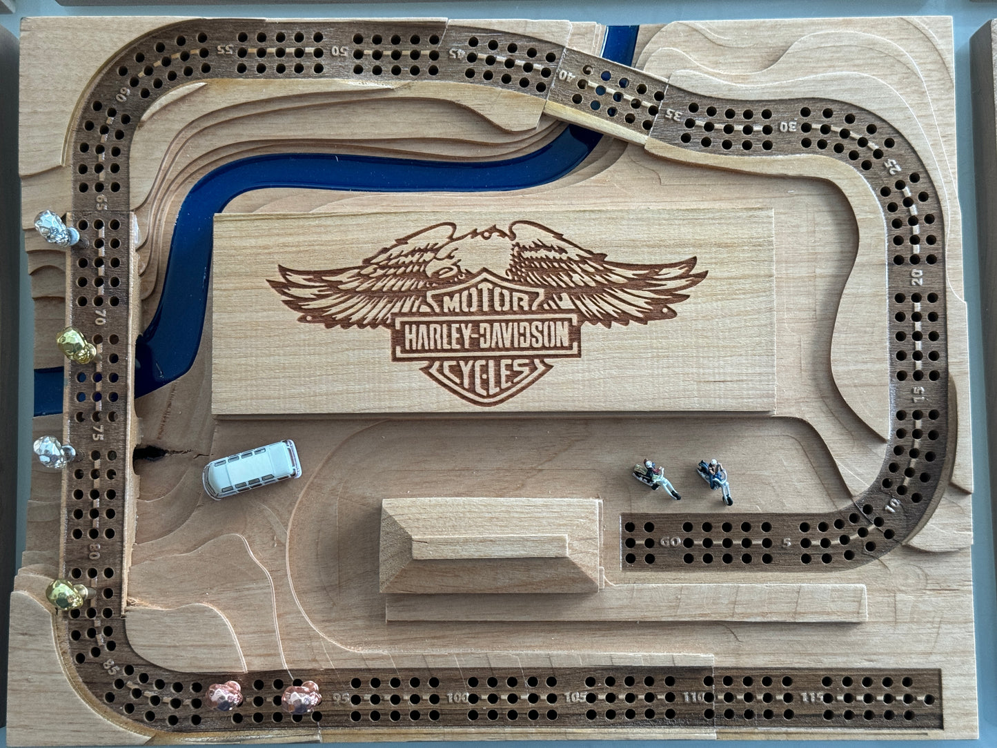 Alder 'Plaque' Cribscape